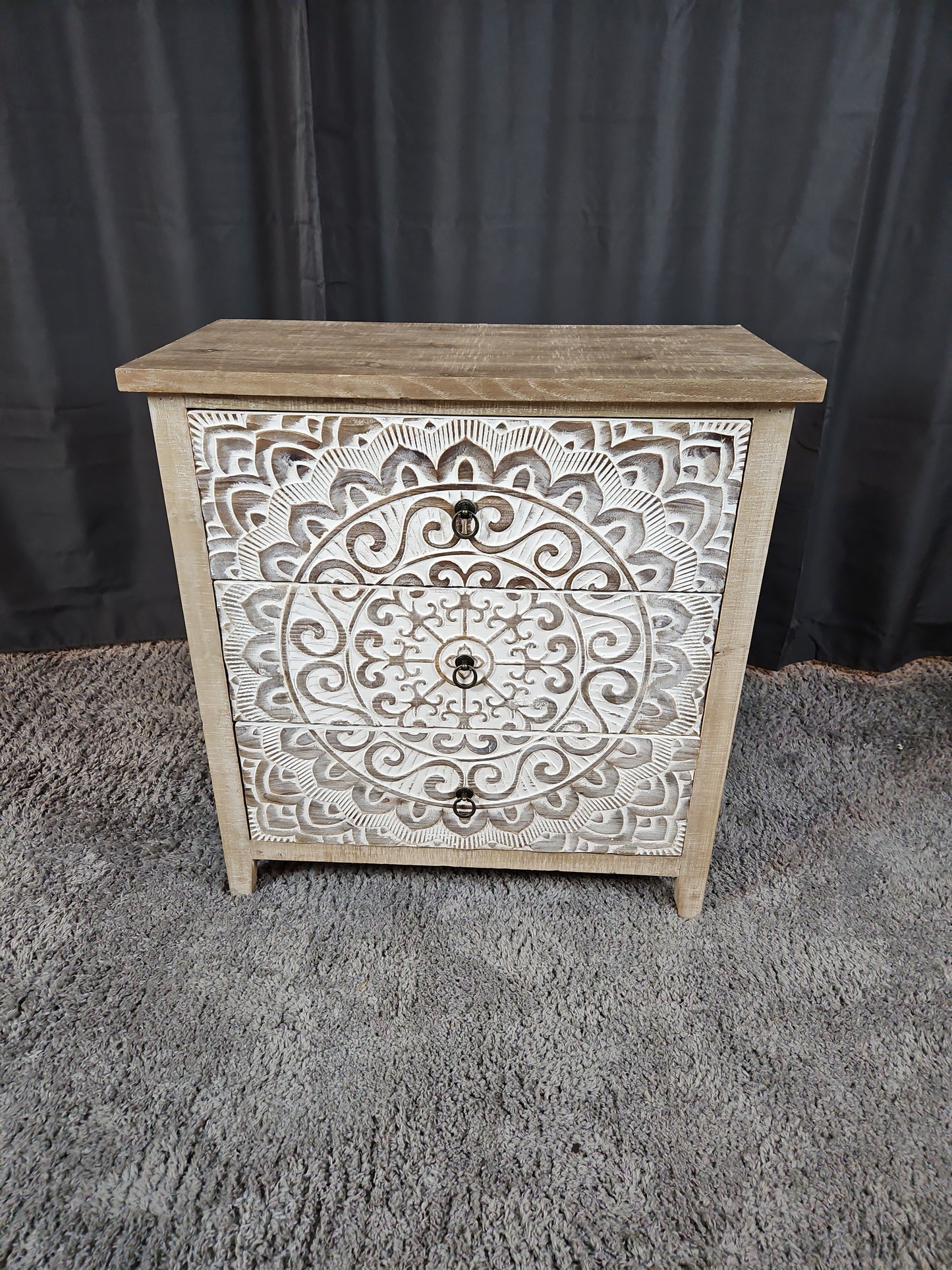 Drawer Accent Chest