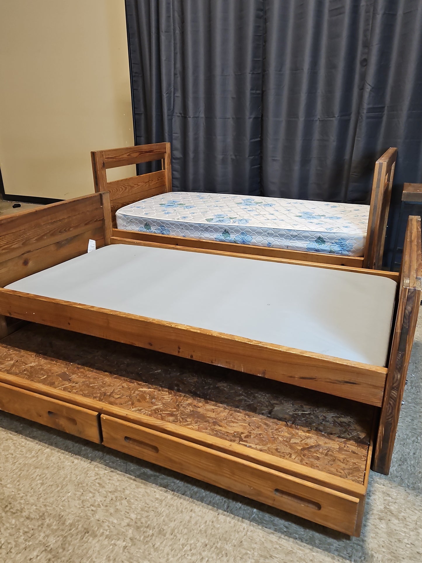 This end Up Bunkbed or Beds- set of 2
