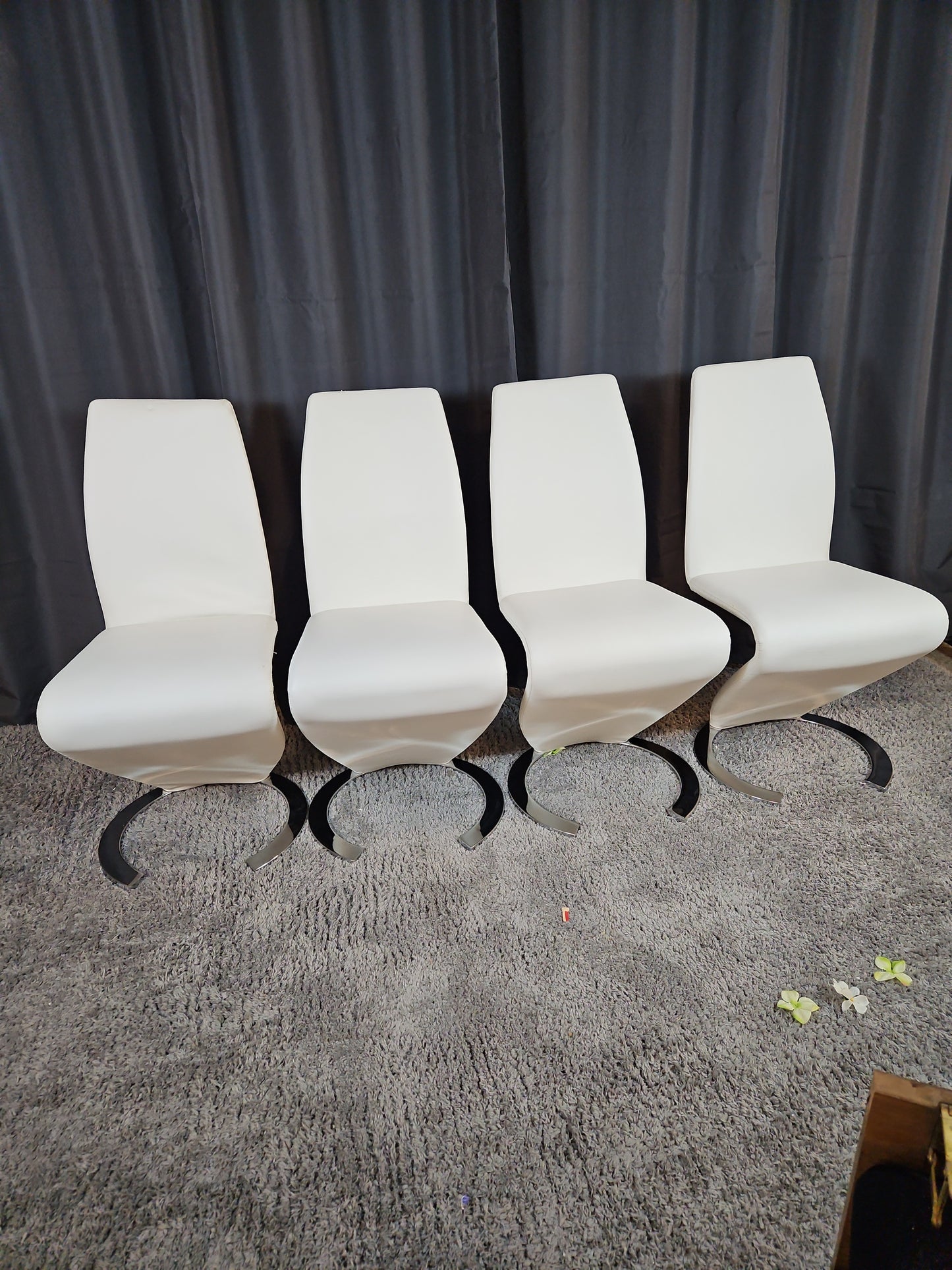 White Chairs Set of 4
